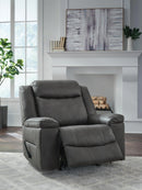 Status Check Recliner