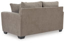 Loreo Loveseat