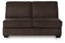 Kimlee Sectional with Chaise - Furniture Warehouse (GA)