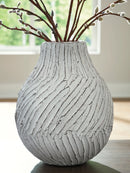 Shelvie Vase