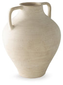 Justy Vase